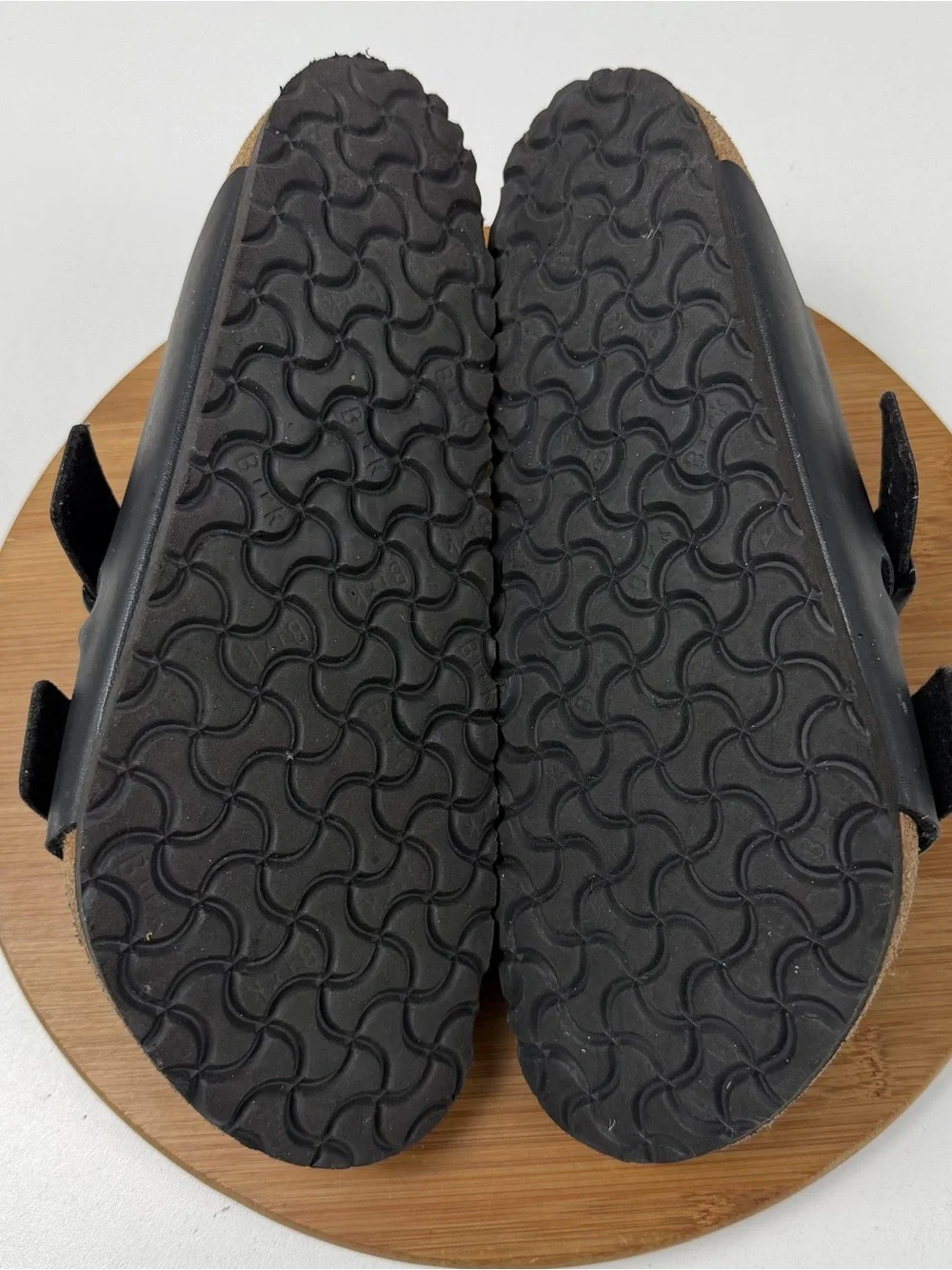 Birkenstock Arizona Soft-Bed Black leather strap Sandal